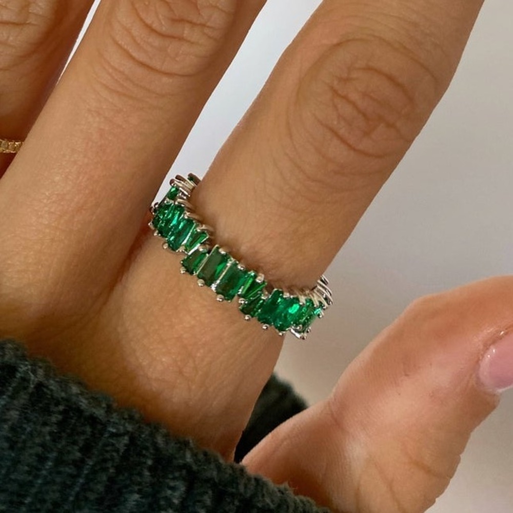 Eternity Band Stacking Ring Emerald Green Size 5